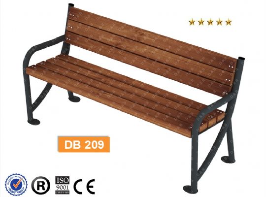 DB 209 Sitting Benches